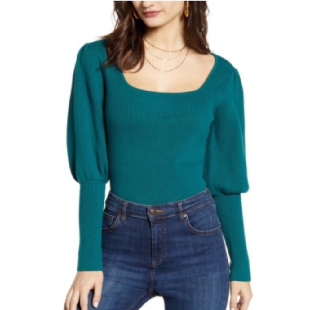 ASTR THE LABEL Square Neckline Long Sleeve Top Size Medium